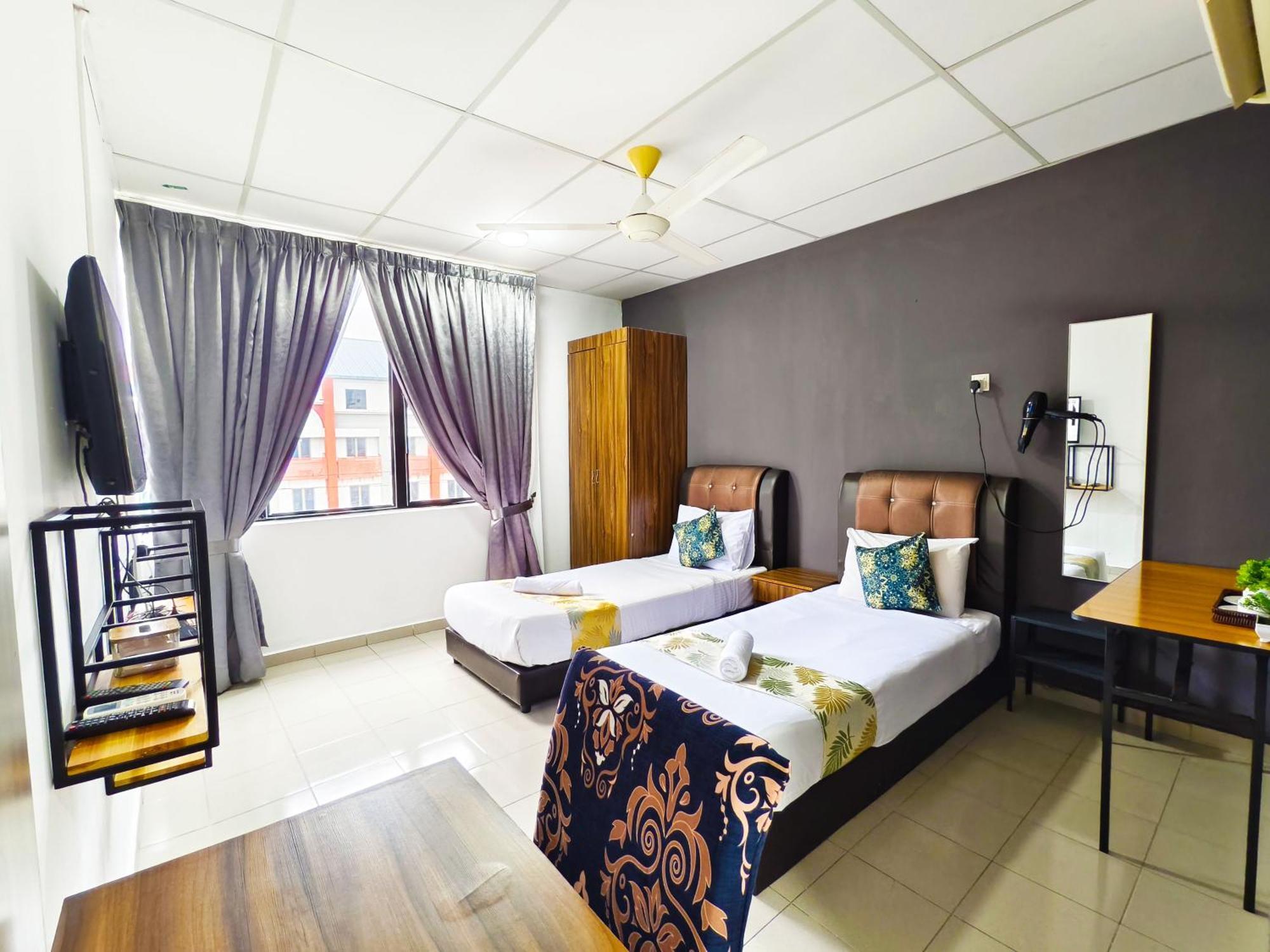 Salaam Suites Hotel Kota Bharu Exterior foto