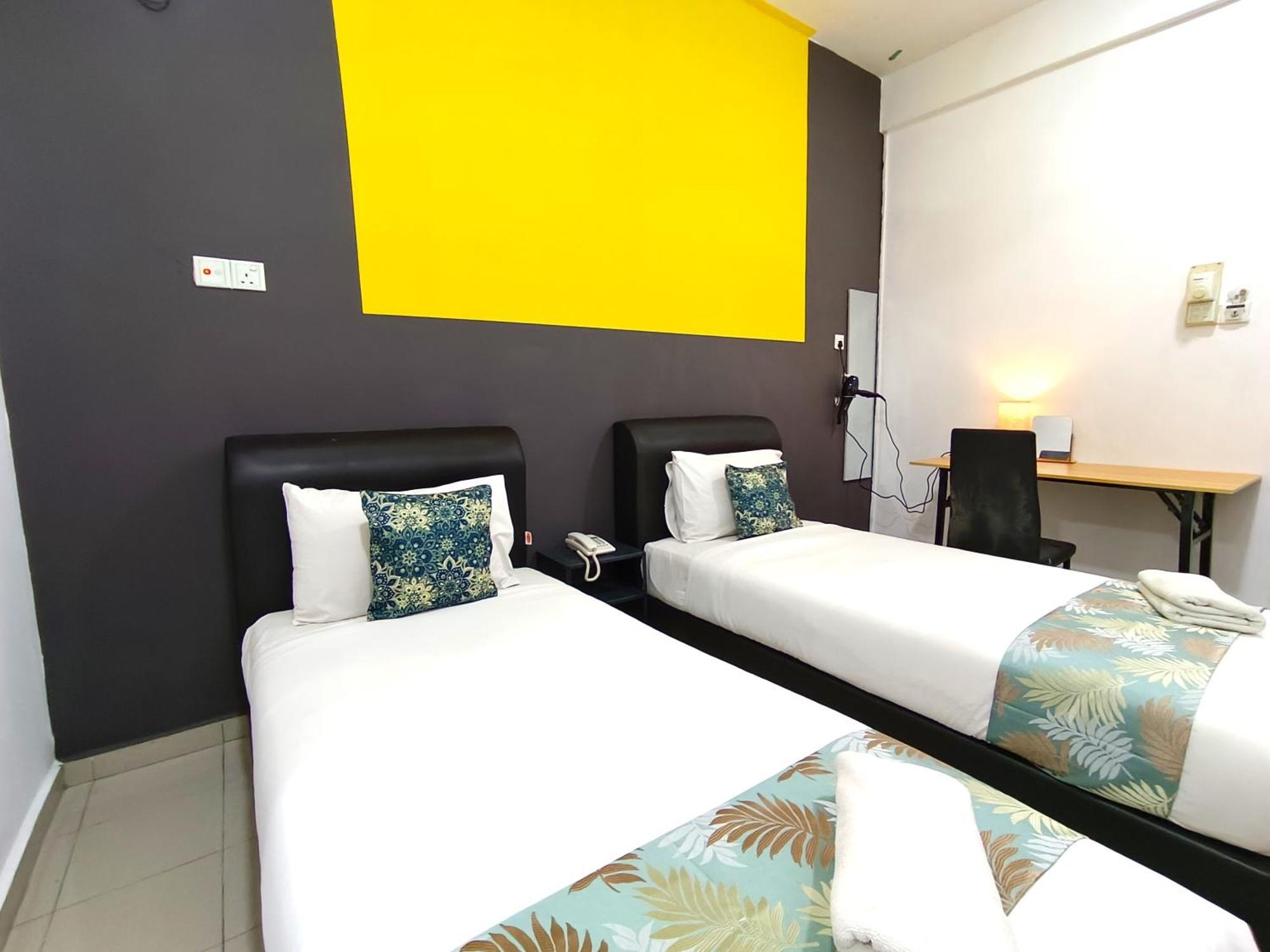 Salaam Suites Hotel Kota Bharu Exterior foto